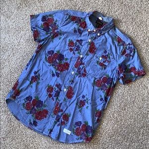 Short sleeve button down